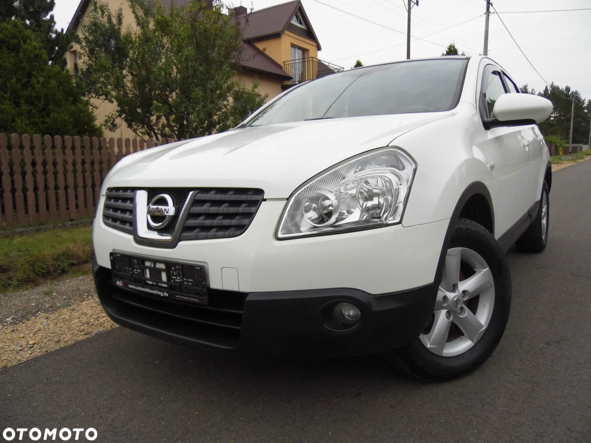 Nissan Qashqai 1.6 visia - 1