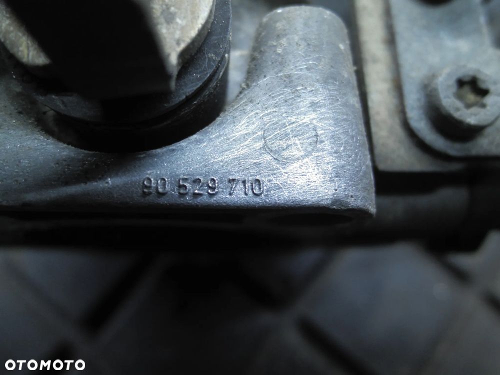 PRZEPUSTNICA 90529710 OPEL ASTRA G II 1.6 VECTRA B POSIADAM 5 SZT - 12