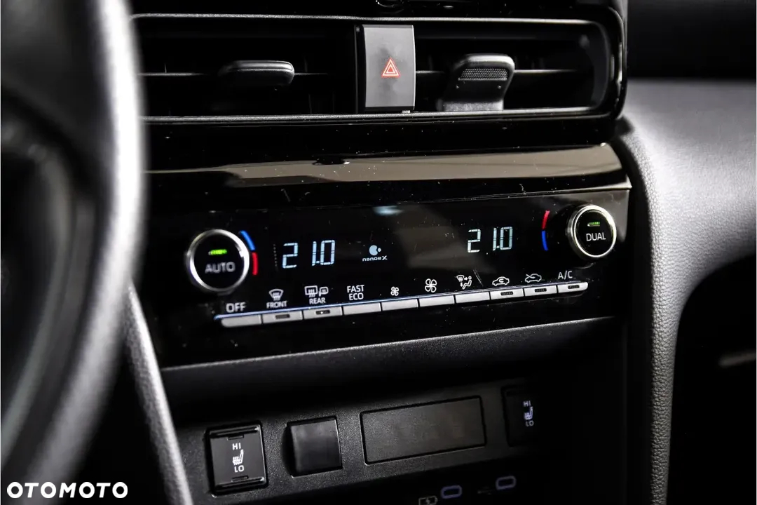 Toyota Yaris Cross Hybrid 1.5 GR Sport - 12
