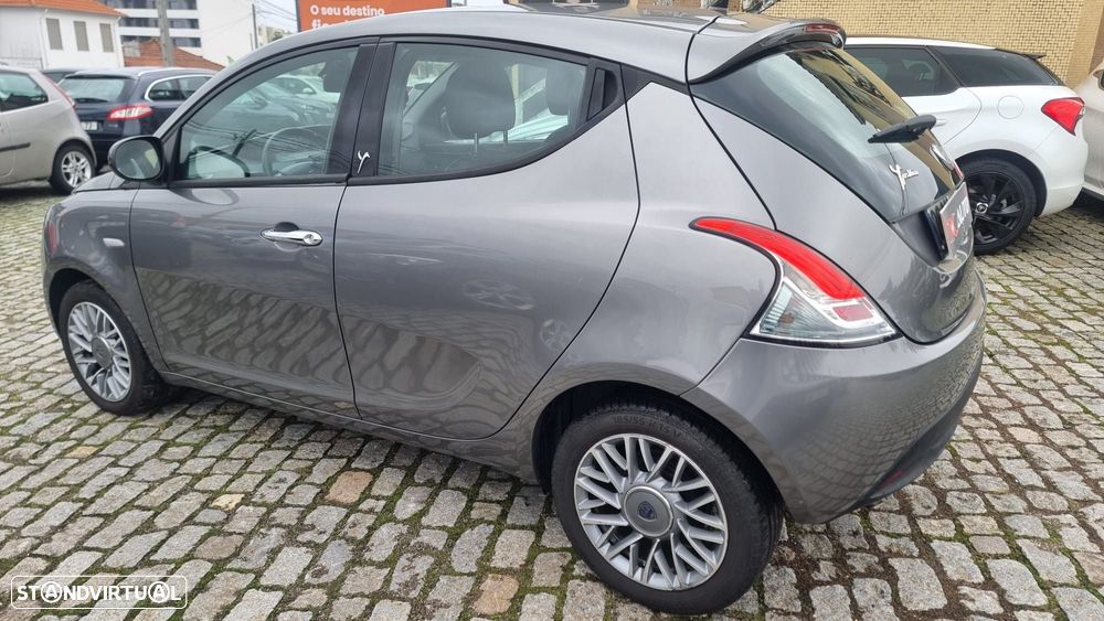Lancia Ypsilon 1.2 S&S Platinum - 3