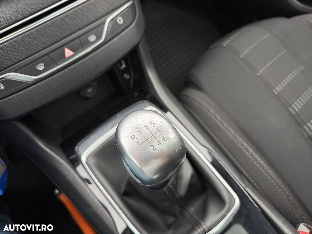 Peugeot 308 1.6HDi Premium - 31
