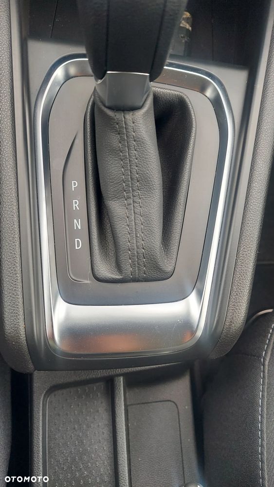 Renault Captur BLUE dCi 115 EDC BUSINESS EDITION - 15