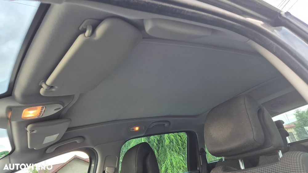 PEUGEOT 5008 2010 — imagine 16