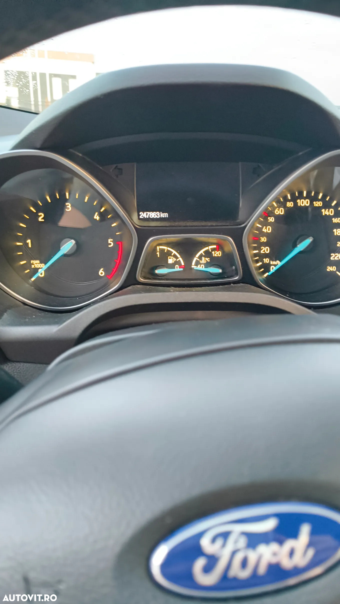 Ford Kuga 2.0 TDCi 4WD Powershift Titanium - 9