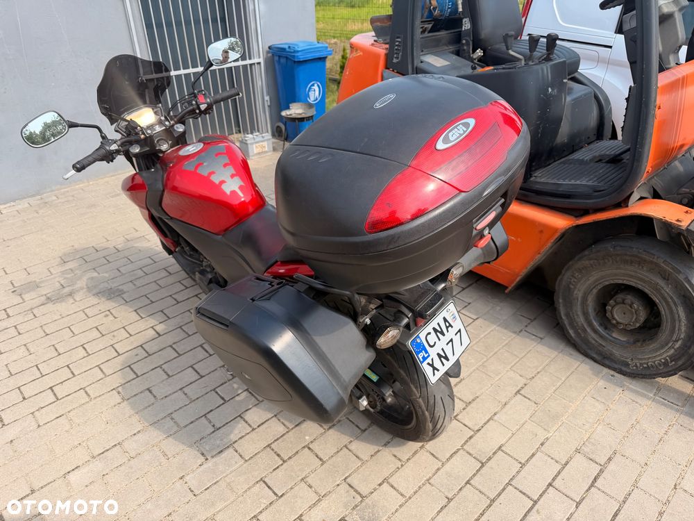 Honda CBF - 12