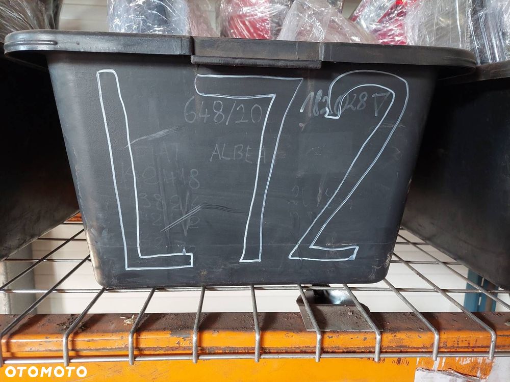 MASKA + BŁOTNIK PRAWY PRZÓD + LAMPA PRAWY PRZÓD COLT VI 04-08 21H - 14