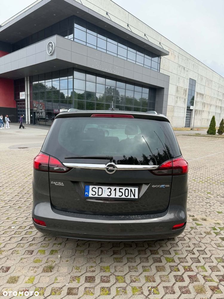 Opel Zafira - 2