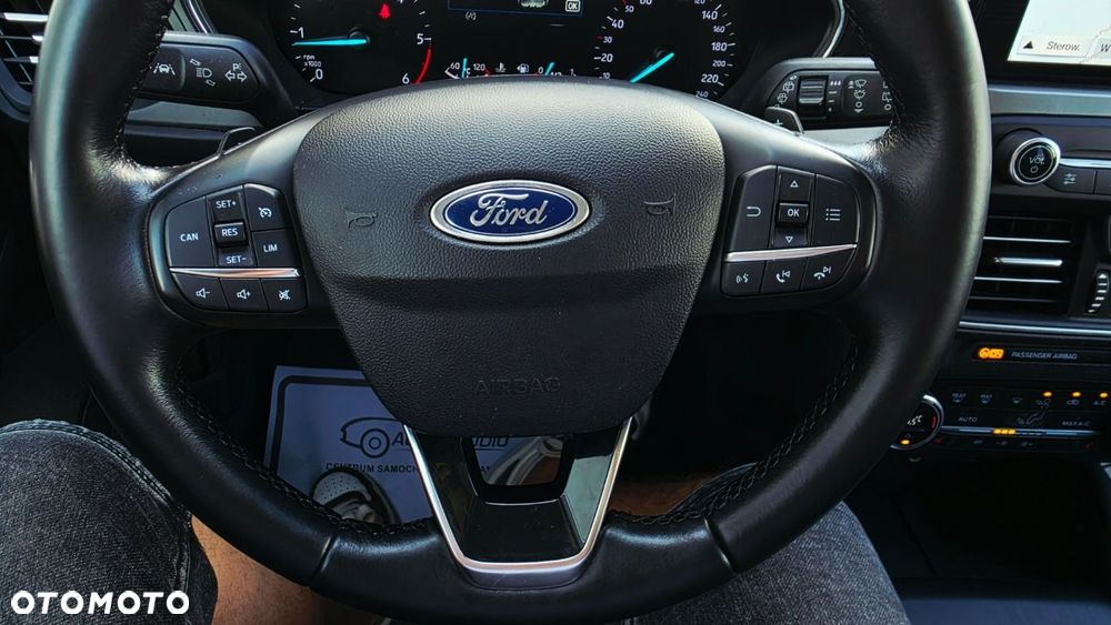 Ford Focus - 11
