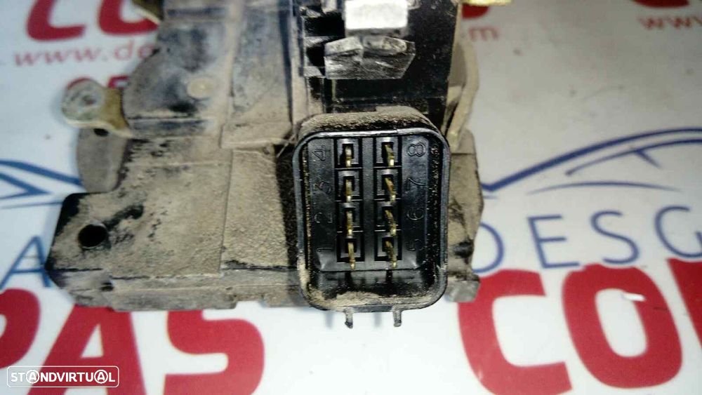 FECHADURA PORTA FRONTAL DIREITA FORD FOCUS SEDAN 2002 -261043A2E0334CL - 2