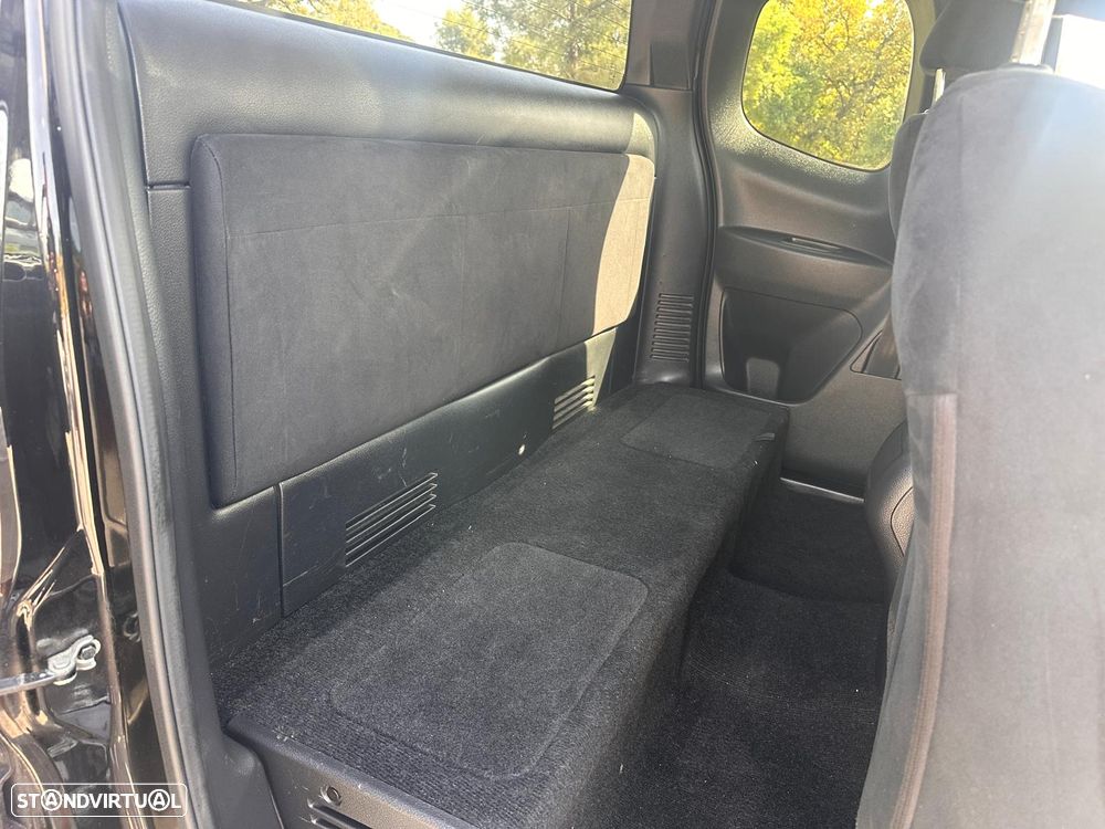 Nissan Navarra 2.3 DCi King Cab 4x4 - 9