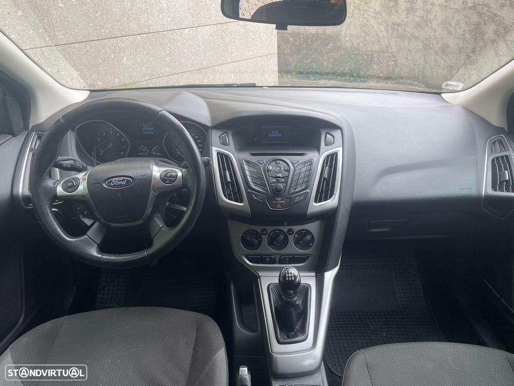 Ford Focus 1.0 EcoBoost S&S COOL&CONNECT - 14