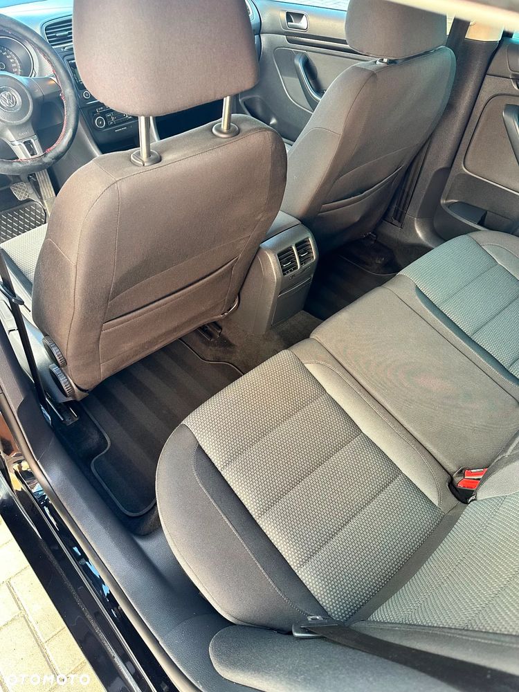 Volkswagen Golf 1.6 TDI DPF BlueMotion - 10