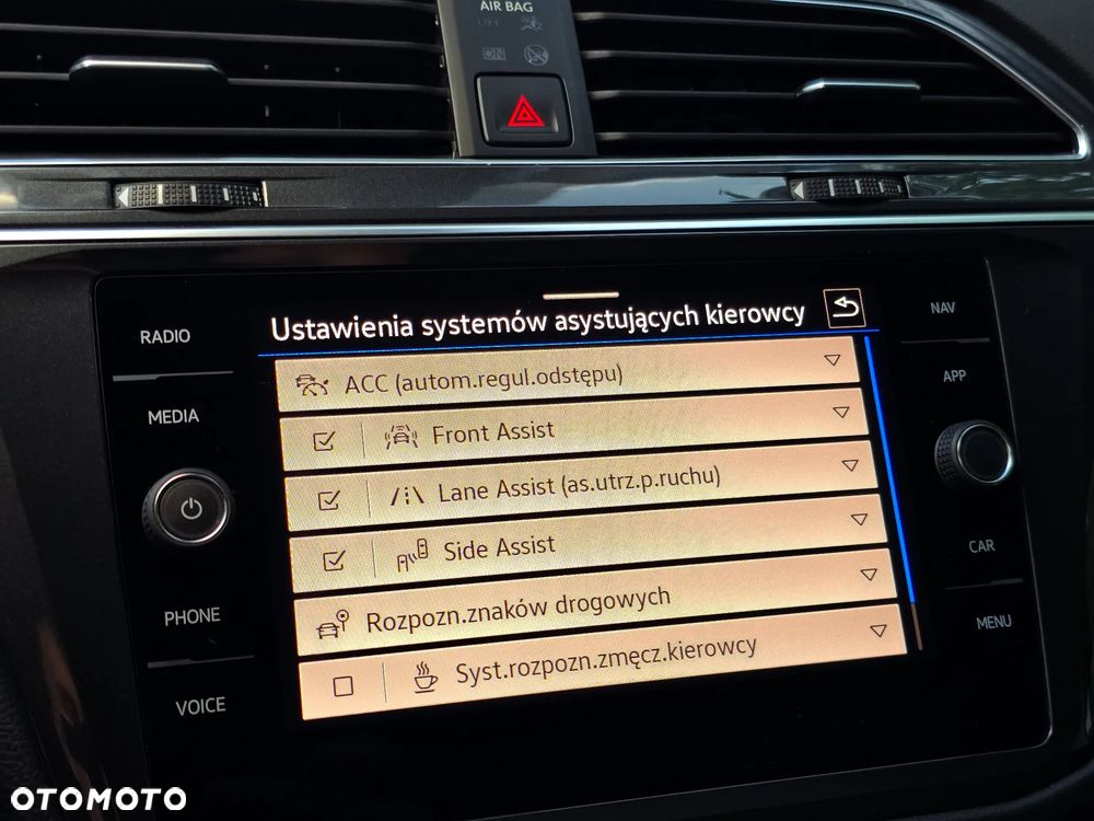 Volkswagen Tiguan 2.0 TDI SCR Life DSG - 24