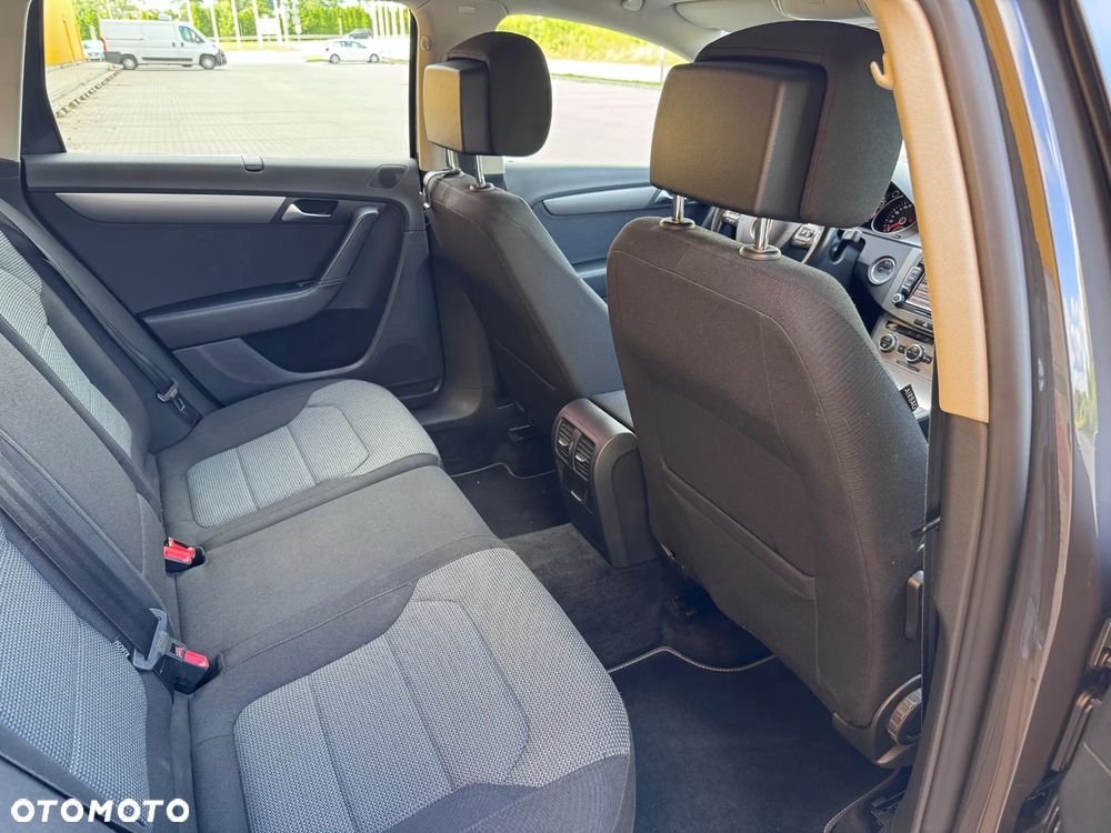 Volkswagen Passat Variant 2.0 TDI Comfortline - 33