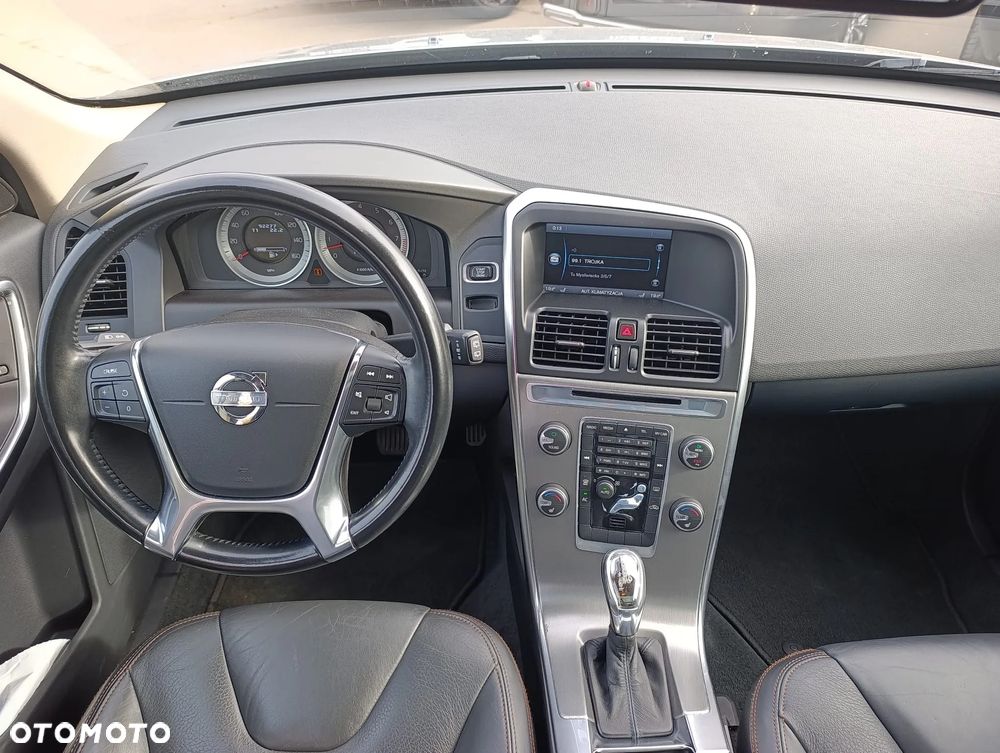 Volvo XC 60 T6 AWD Edition Pro - 10
