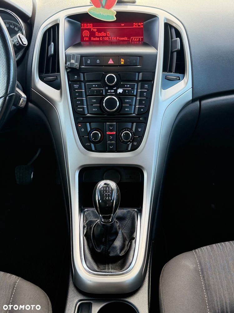 Opel Astra 1.4 Turbo Color Edition - 31