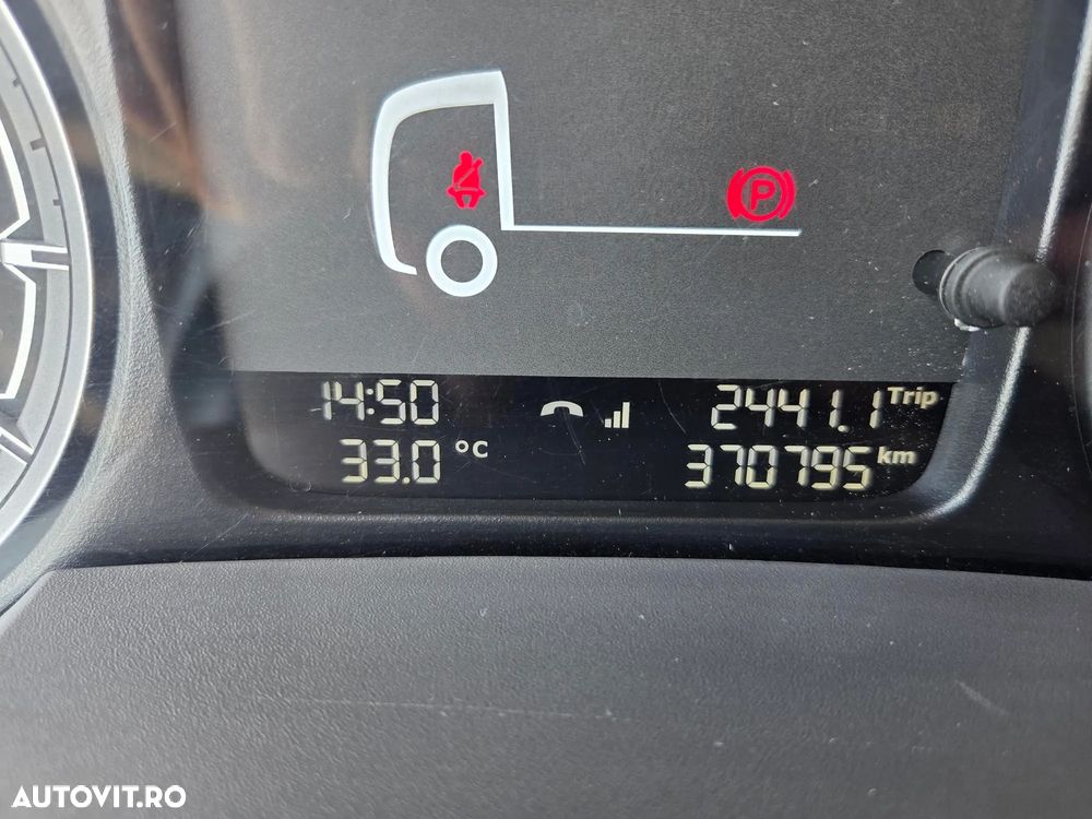 DAF XF 530 6x4, 2021, 370.795km, FULL OPTION, cutie AUTOMATA+RETARDER, Aer cond STATIONARE, FRIGIDER, proiectoare, girofar, kit basculare, 2 x 600l, Masa totala 78t, rulat doar in GERMANIA, STARE FOARTE BUNA, posibil leasing 4 ani-PROMOTIE 52.900 EUR+Tva - 27