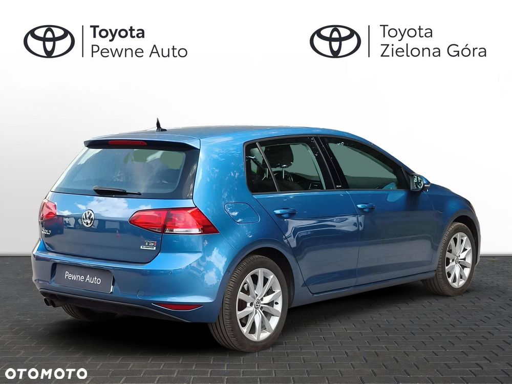 Volkswagen Golf - 5