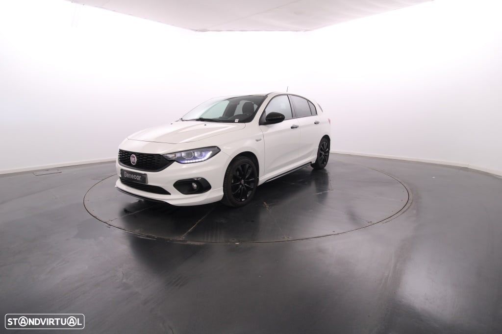 Fiat Tipo 1.3 M-Jet Street - 1