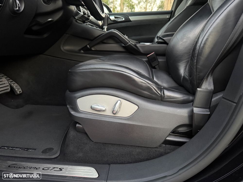 Porsche Cayenne GTS - 21