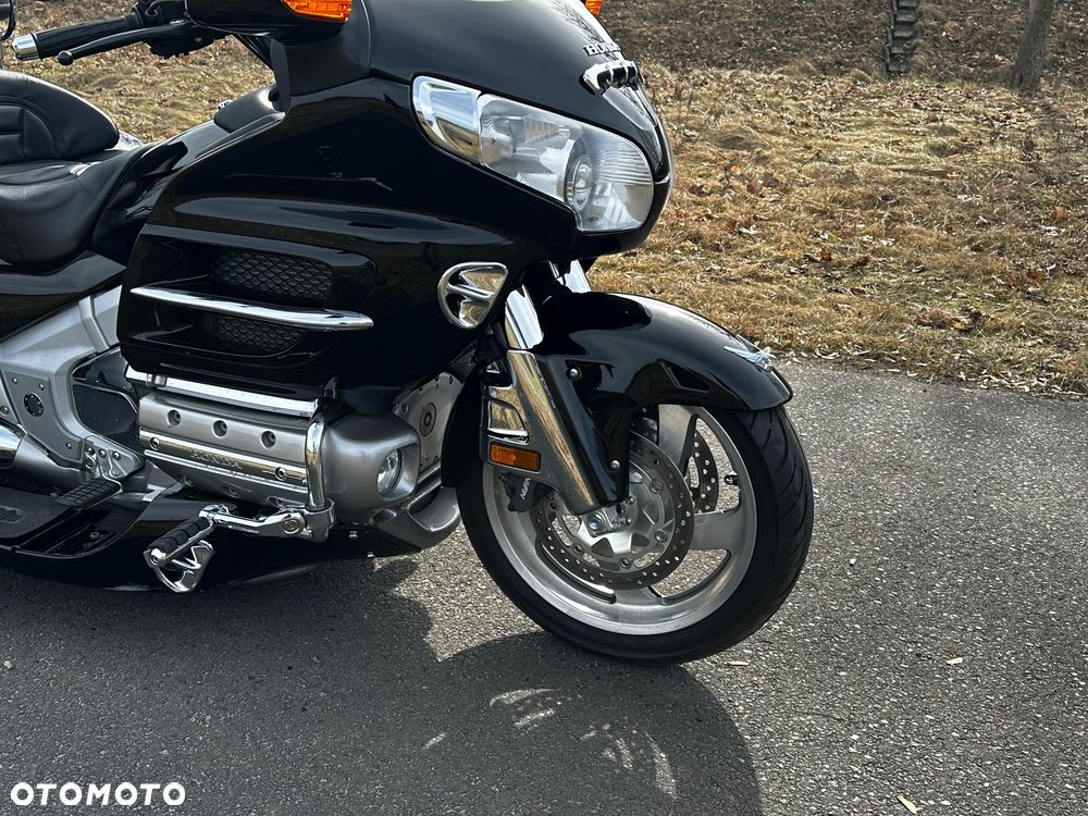 Honda GL - 10