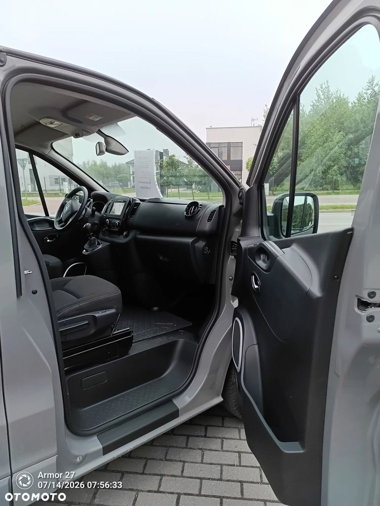 Opel Vivaro - 9