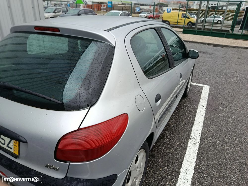 Peugeot 206 1.1 Color Line - 2