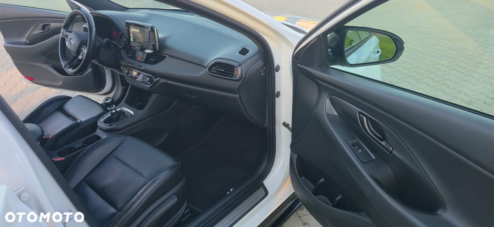 Hyundai i30 N 2.0 T-GDI Performance - 23