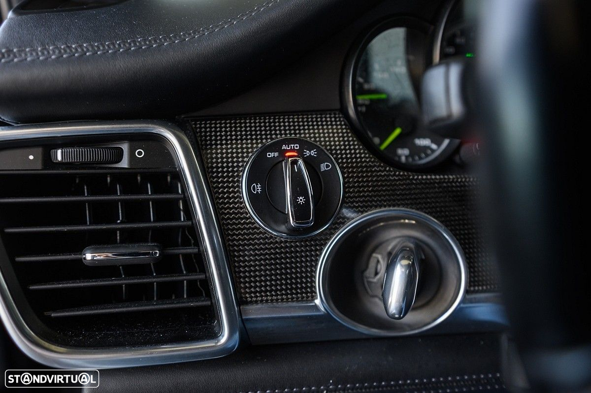 Porsche Panamera S E-Hybrid - 48