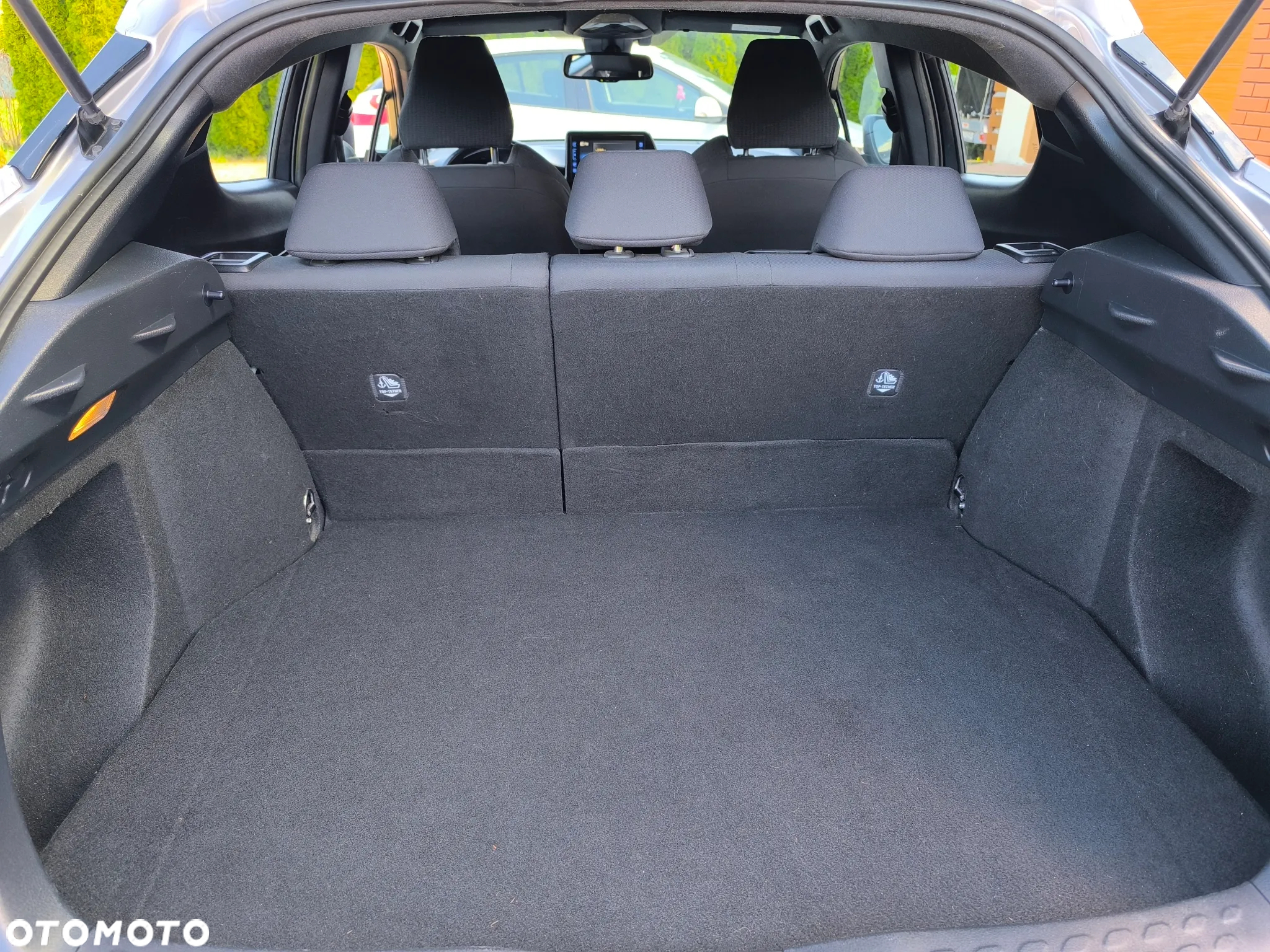Toyota C-HR 1.8 Hybrid GPF Executive - 14