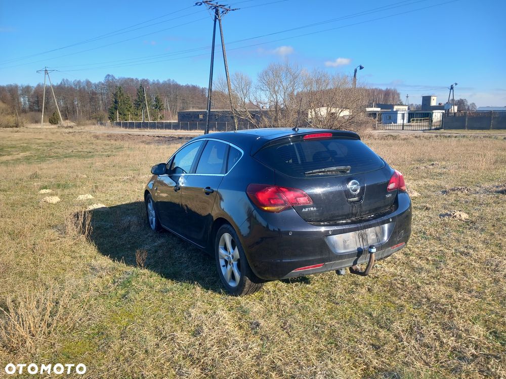 Opel Astra 1.7 CDTI DPF Design Edition - 3