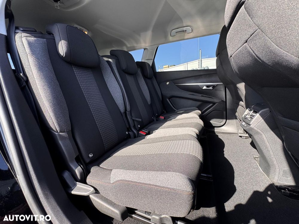 Peugeot 5008 1.2 Puretech Allure Aut. - 12