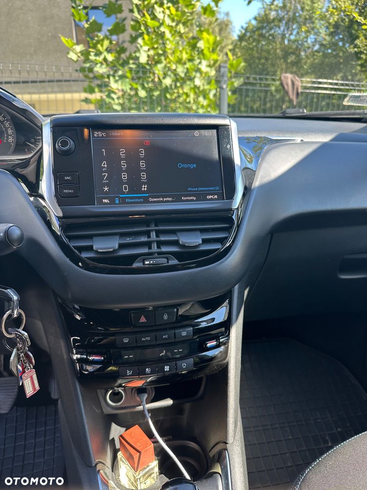 Peugeot 208 1.2 PureTech Active - 15