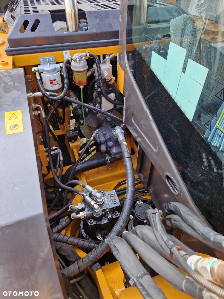 JCB JBC 75W - 12
