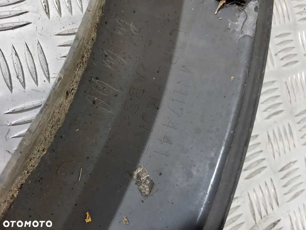 Mitsubishi L200 IV Listwa Błotnika Lewy Przód - 16