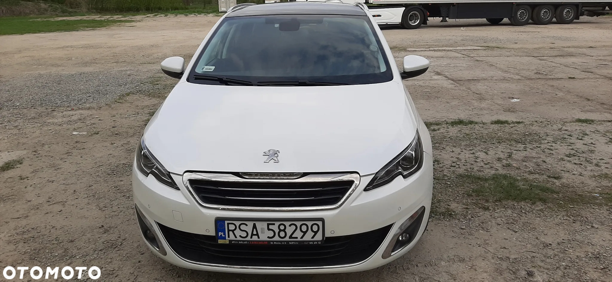 Peugeot 308 2.0 BlueHDi Allure S&S - 4
