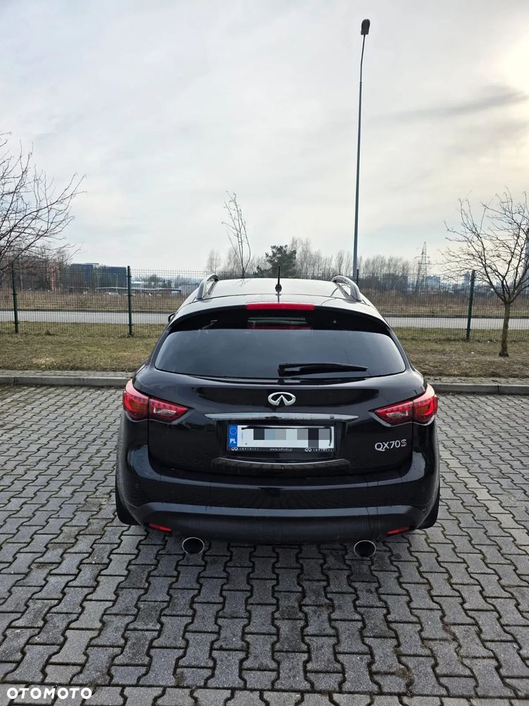Infiniti QX70 3.0d S - 18