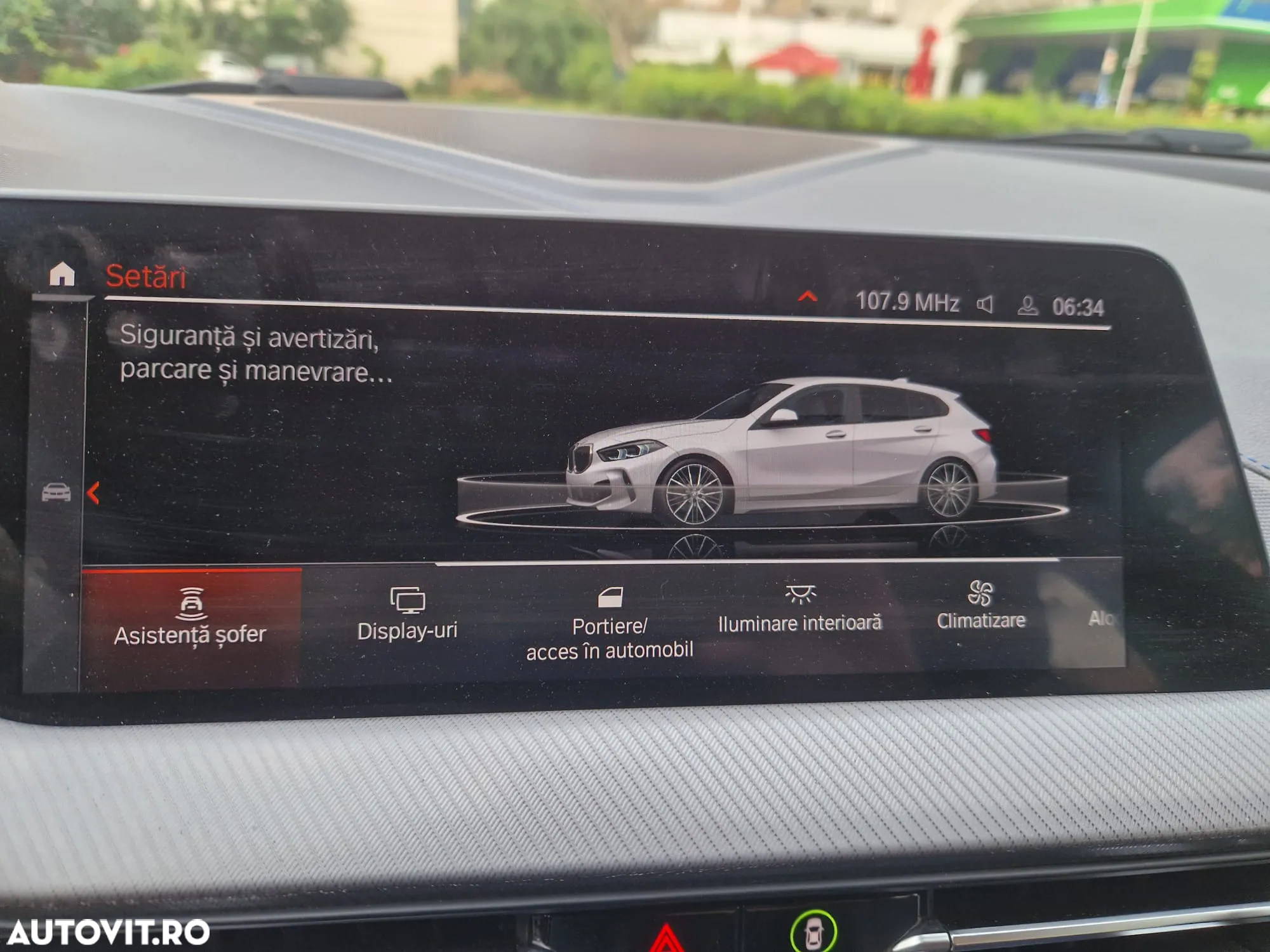 BMW Seria 1 118i Aut. M Sport - 14