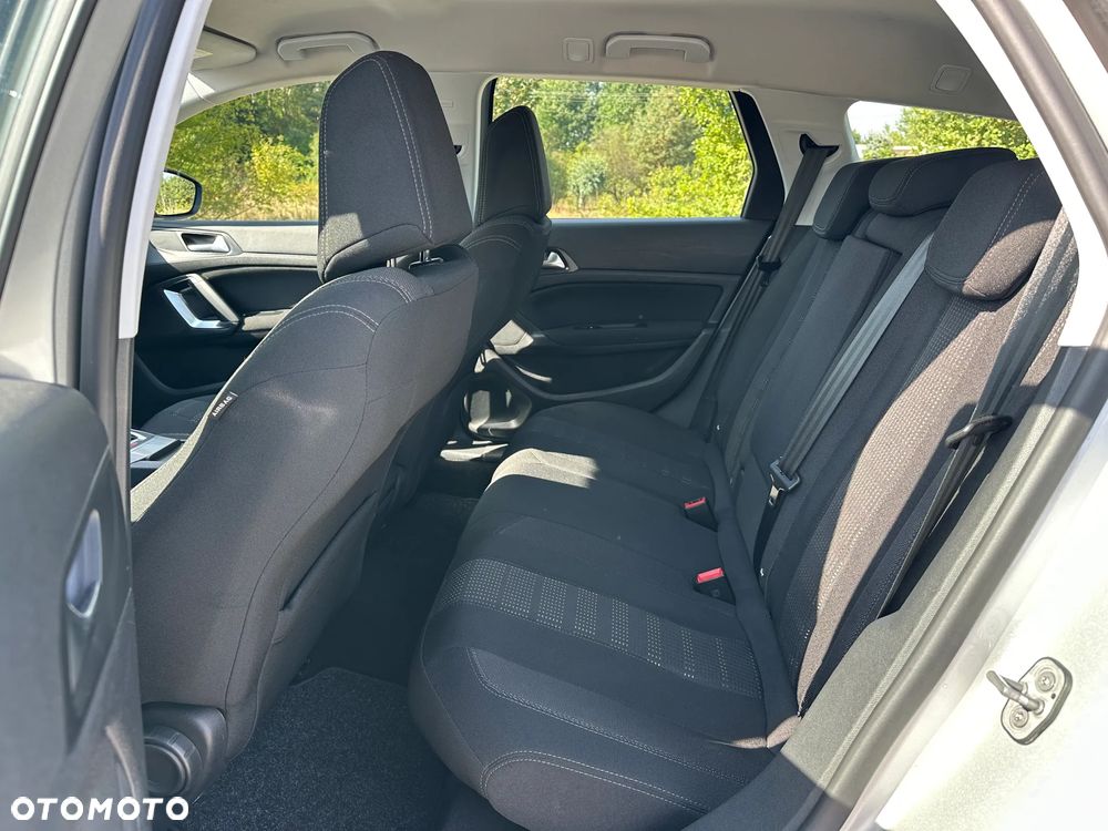 Peugeot 308 BlueHDi 120 EAT6 Stop & Start Business-Line - 20