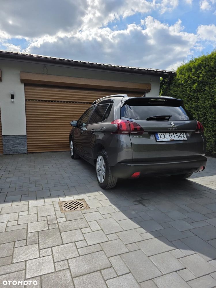 Peugeot 2008 1.2 Pure Tech Style EU6 - 5