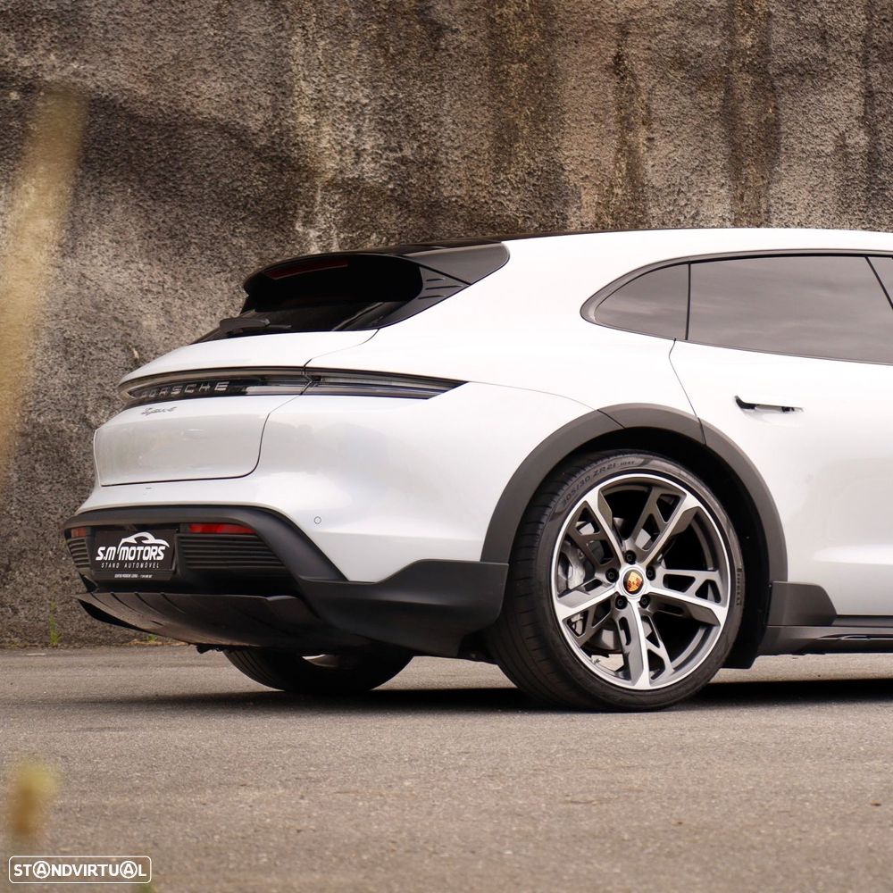 Porsche Taycan Cross Turismo 4 - 4