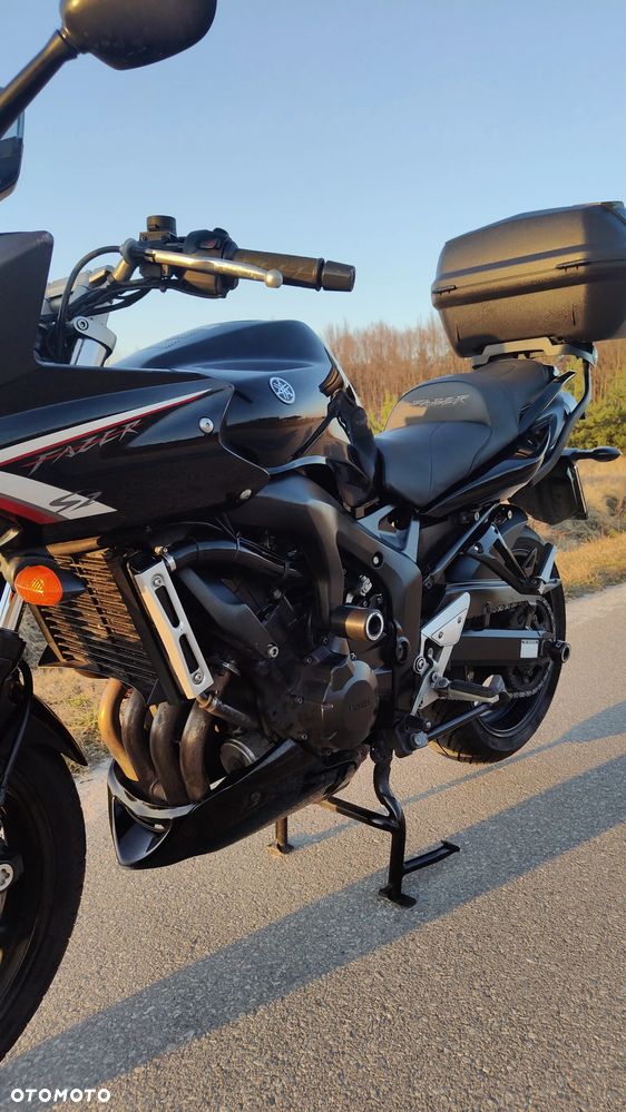 Yamaha FZ6 - 25