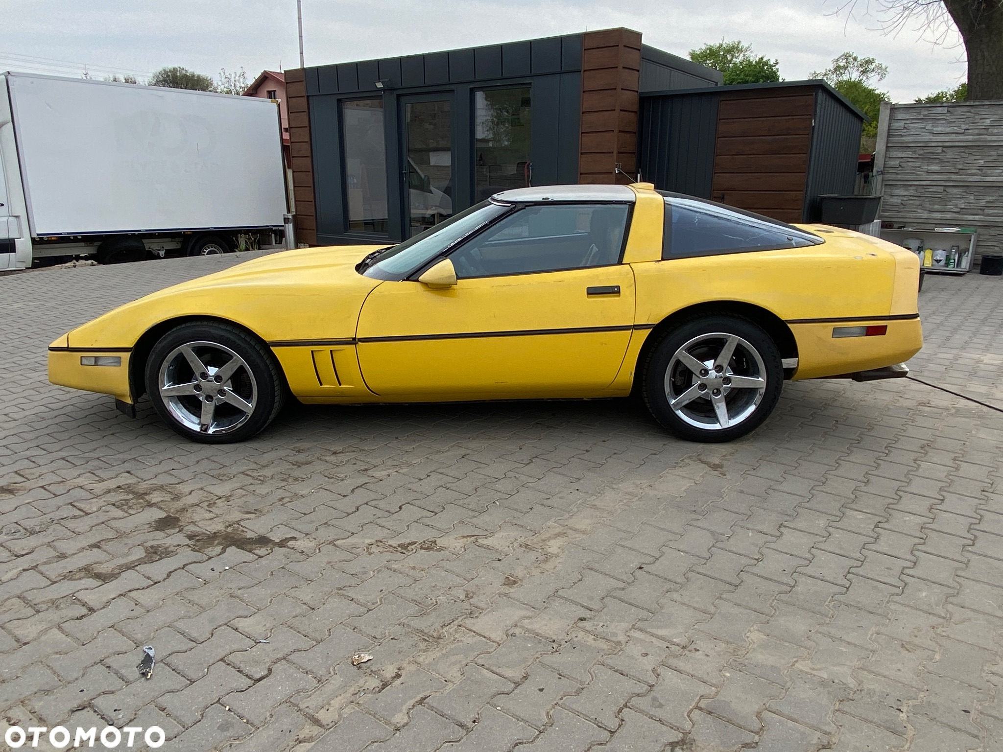 Chevrolet Corvette - 7