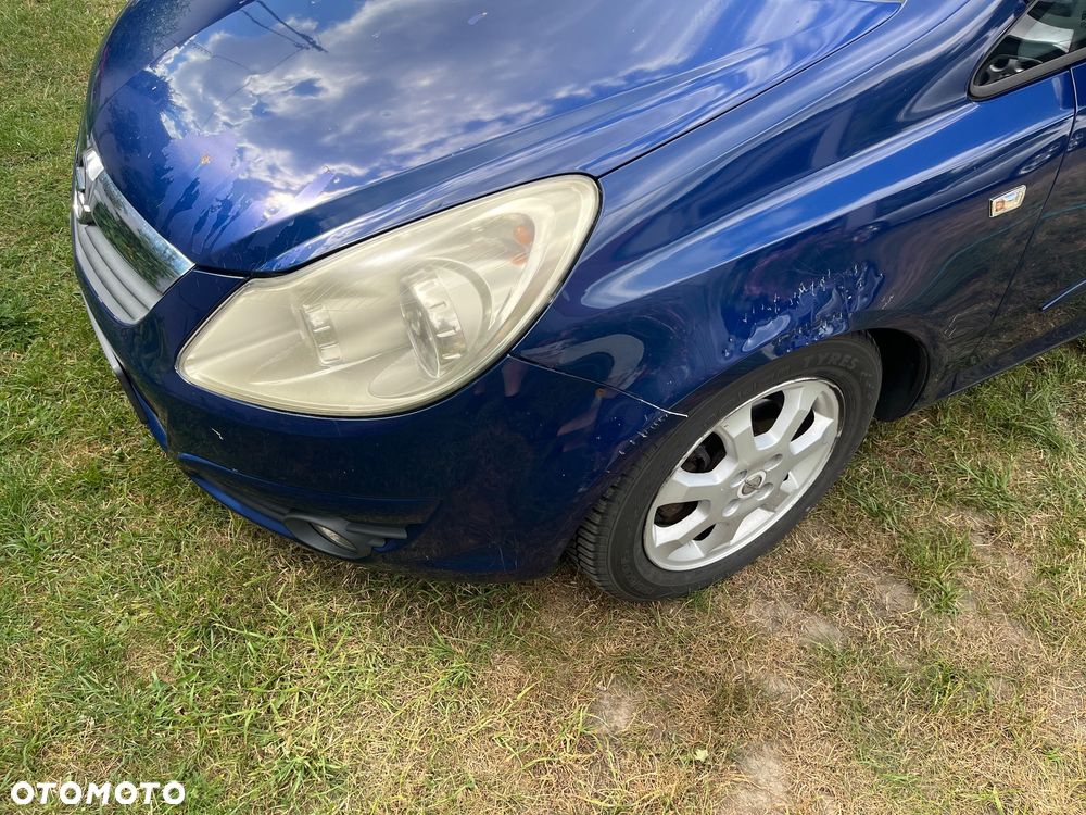 Opel Corsa 1.2 16V Enjoy - 8
