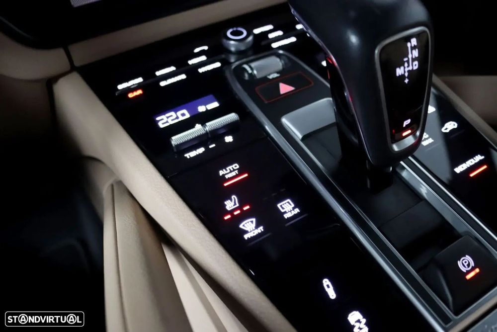 Porsche Cayenne E-Hybrid - 19
