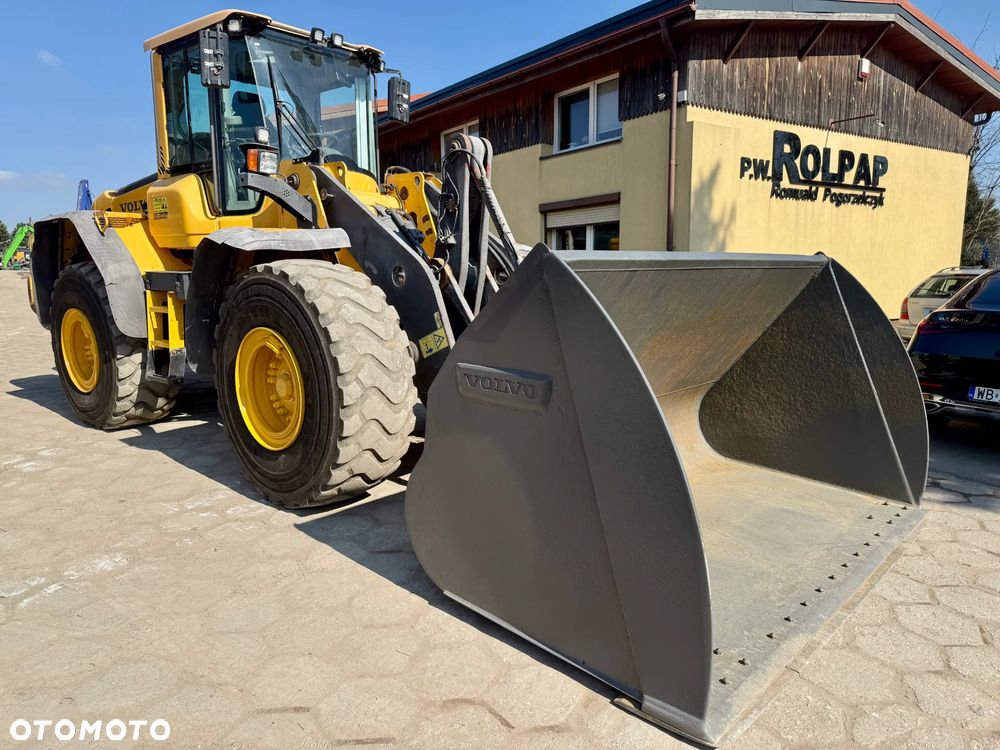 Volvo ładowarka kołowa L120F szufla 4,5m2 Wynajem & Zamiana Import Niemcy - 4