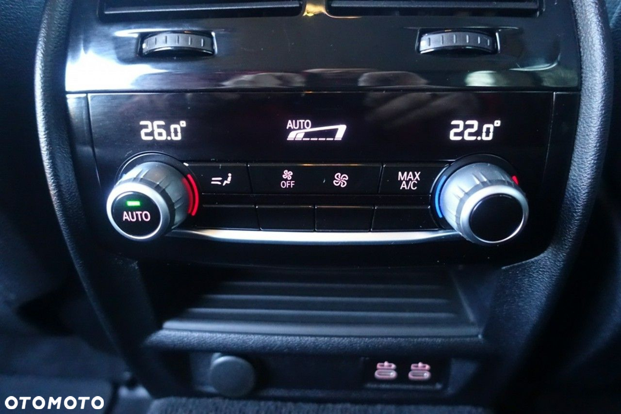 BMW Seria 5 - 26