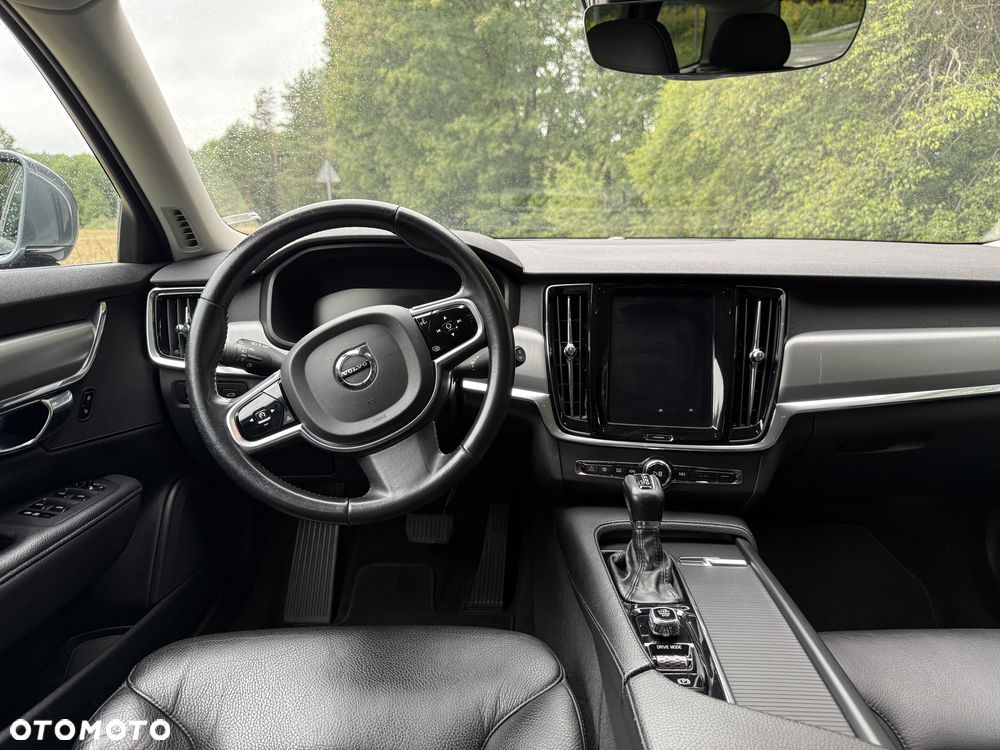 Volvo V90 D4 Geartronic Momentum Pro - 10