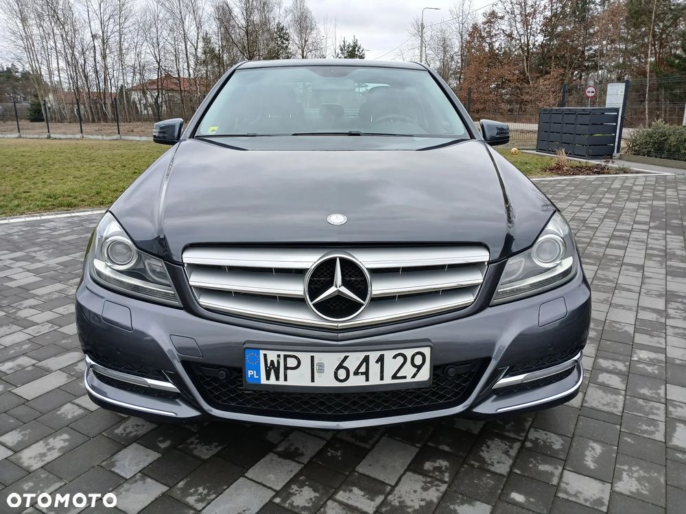 Mercedes-Benz Klasa C 220 CDI BlueEff 4-Matic Avantgarde - 6
