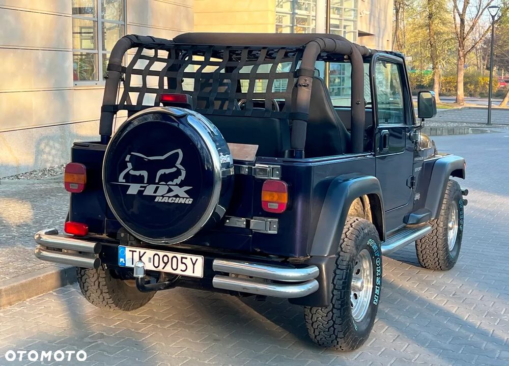 Jeep Wrangler 2.5L - 19